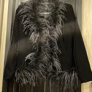 Cache velvet with feathers short jacket